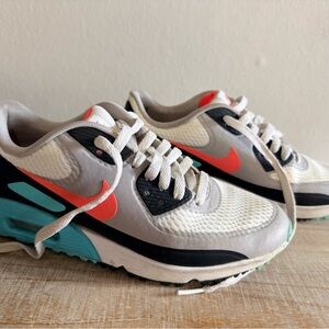 Women’s Nike Air Max golf shoes